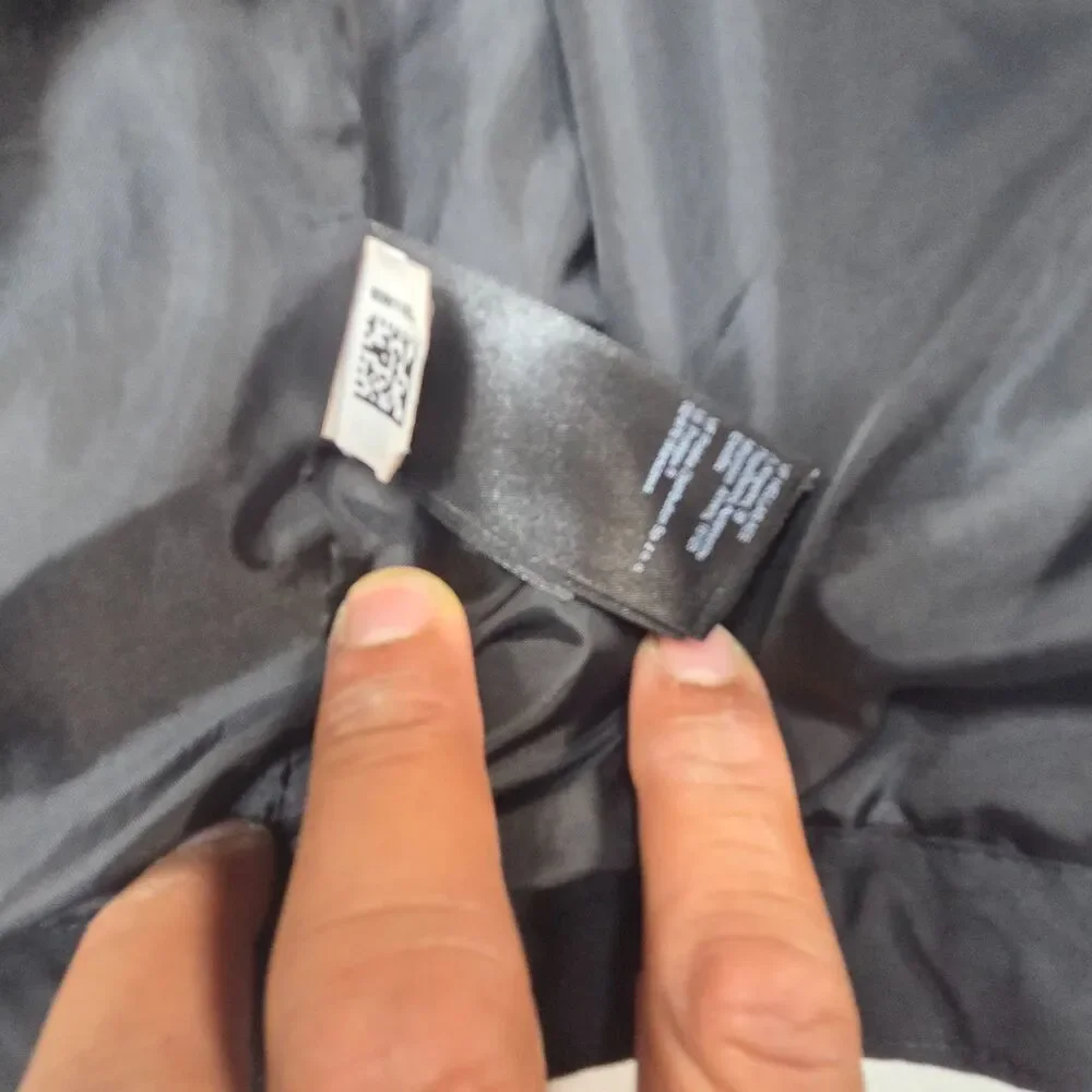 The North Face DryVent Hooded Rain Jacket Black Mens Small Waterproof
